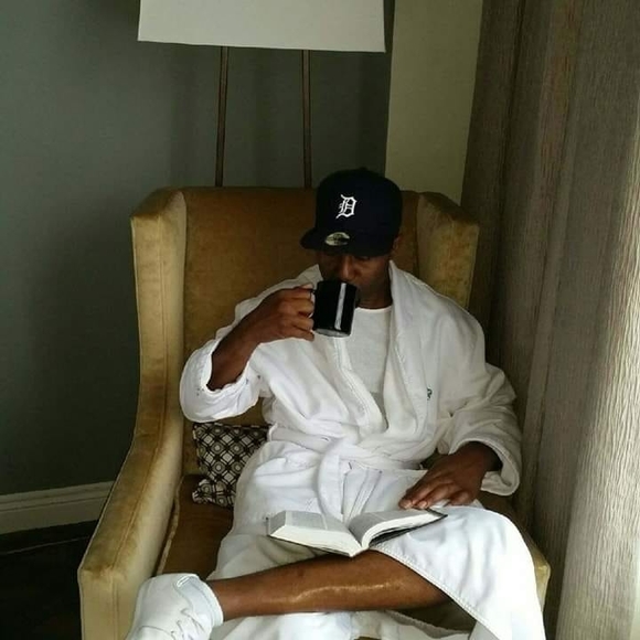 Meet your Posher, Ernest - Picture 1 of 1